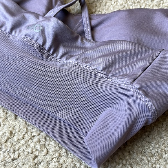 ALO Yoga Women’s Lavish Sports Bra in lavender, size small - Picture 4 of 10